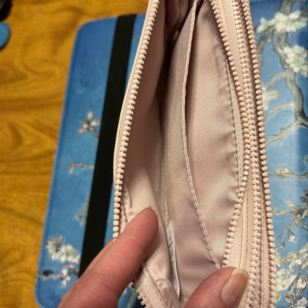Elegant Pink Women's Clutch